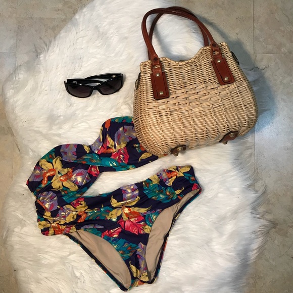 Victoria Secret 2 Piece Swimsuit - Picture 4 of 4